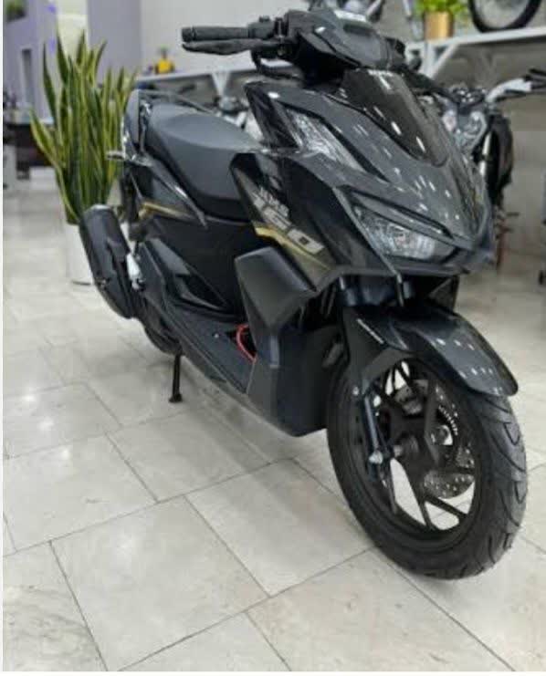 موتور سیکلت واریو160 هانی (آب خنک) فول ترمز ABS 1404