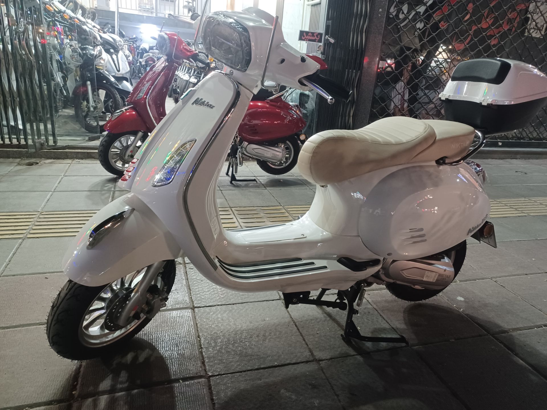 موتور سیکلت نیکتاز GT 160CC طرح وسپا اسکوتری 1405