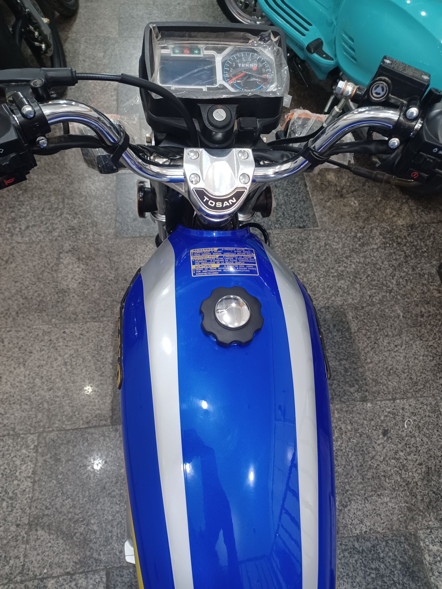 موتور سیکلت هوندا تکنو ۱۲۵ سی سی استارتی ABS 1404